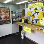 からあげ大吉 - 店内をパシャ
平日の１２時です