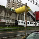 パン家アストレア - お店からは『美咲が丘駅(JR九州 筑肥線)』がよく見えます。