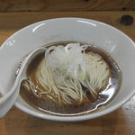 煮干中華ソバ イチカワ - イチカワ かけそば醤油 650円