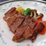 やすだ - 和牛ロースの炙り焼き　２１６０円
      