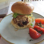 Mai Grille by Chef Allen Hess - プルド・ベーコン・サンドイッチ