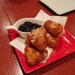 西大寺バル - カマンベールチーズフライ