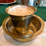 エー・ラージ - インド風コーヒー