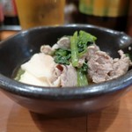 笑菜酒家 みや美 - 小松菜と豚肉の炊いたん