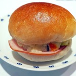 丸栄ベーカリー - ハムサラダ￥130