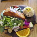 Sunny Days Monsarrat Ave Honolulu - スモーク・サーモン・プレート