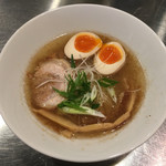 ビアビア - 塩ラーメン＋味玉