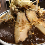 金澤濃厚豚骨ラーメン 神仙 - お台場限定
            爆濃金沢カレー麺（アップ）