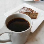 Kona Coffee Purveyors | b. patisserie - 