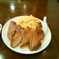 三和楼 - 排骨チャーハン 1,050円