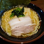 壱楽家 - 醤油ラーメン