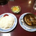 魚藍亭のよこすか海軍カレー館 - 