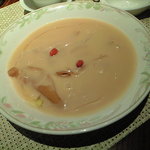 花梨 - ふかひれの白湯スープ煮