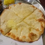 アダルサ - チーズナンセット