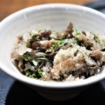 傳 - 花山椒とサーロイン・わらびの炊き込みご飯