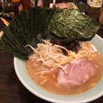 横浜ラーメン増田家 - 