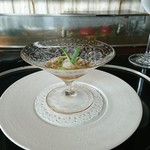 表参道うかい亭 - ヤリイカとじゅんさい