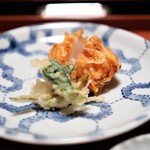 あさば - 帆立桜海老　野蒜（のびる）　衣揚げ