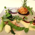 レストランひらまつ レゼルヴ - 特別ランチ<平日限定> 1980円 の牛肉のパイ包み 赤ワインソース