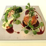 レストランひらまつ レゼルヴ - 特別ランチ<平日限定> 1980円 の牛肉のパイ包み 赤ワインソース