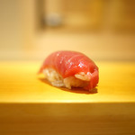 鮨 あらい - 中トロ（宮城、巻き網）