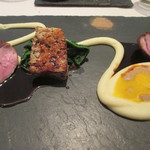 レストラン 間 - 鴨とキノコのロティ　ボルチーニと卵黄で