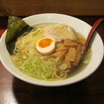 つけ麺次郎 - 塩ラーメンです。