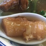 Lam's Kitchen - プルプル