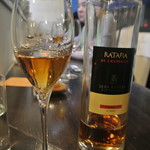 アキヒサ ハンダ - ラタフィア