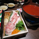 銀座 あまくさ 青山外苑 - マロン豚火鍋