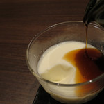 銀座 あまくさ 青山外苑 - 大阿蘇山麓　生乳プリン　～黒蜜がけ～