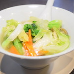 来々軒 - いろいろ野菜の塩餡かけつゆそば(素菜麺)