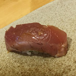 Sushi Yasuke - カツオ。旬だし美味しいし、追加を頂きました☆