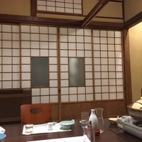 よし梅 芳町亭 - お部屋はレトロ