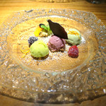 ドディチ・マッジョ - 