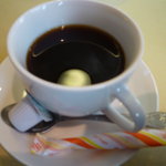 Kim Pou Rai - セットのコーヒー