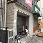 バー チアー - カフェのような外観