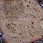 大衆酒場 文太 - ガーリックピザ