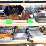 手打ちうどん 上田 - 他におにぎりなどもありました。