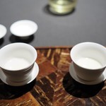 茶禅華 - 杏仁豆腐　二つの温度で