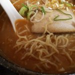麺カフェ 乙人 - 味噌ラーメンアップ