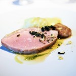 レフェルヴェソンス - 遺産〜　白金豚を薪火で、蕗の薹とブルーチーズ二世古空、あおさのりと春キャベツ