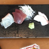 國見 - 小鉢の江戸前お造り