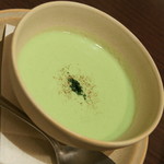 ブレッツ・カフェ・クレープリー - ガレットクラシックとスープ（１，６８０円）の『ポタージュ・サンジェルマン』２０１７年５月