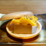 明道町中国菜 一星 - アンコウの肝とマンゴーの最中