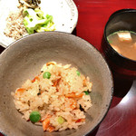 二条城ふる田 - 9】食事：桜海老/うすい豆/筍(大原野)の土鍋ご飯 味噌汁 香物