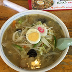 てんぐラーメン - タンメン上から