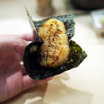 日本橋蛎殻町 すぎた - [ツマミ]ホタテの磯辺焼き