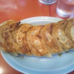 丸吉飯店 - 餃子 ４５０円(税込)(2017年5月26日撮影)