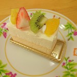アルチザン・パティシエ・イタバシ - レアチーズケーキ…税込430円（スイートフェア特別価格）